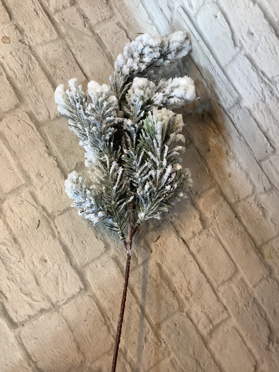 K snow noble pine spray