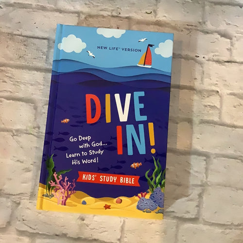 K Dive In! Kid’s Study Bible Book