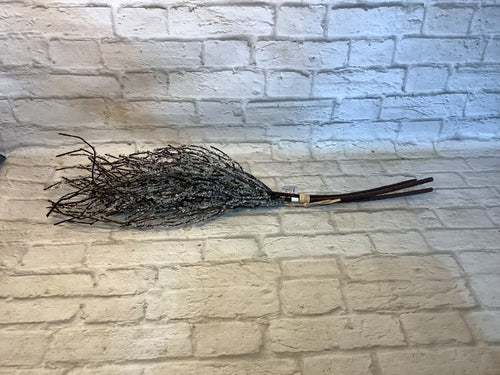 K Icicle twig bundle