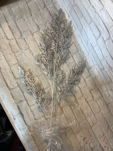 K metallic cedar spray