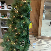 K 6.5’ Half Christmas Tree Pre-Lit