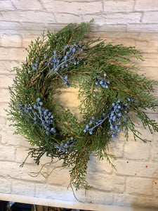 K cedar and berry table wreath