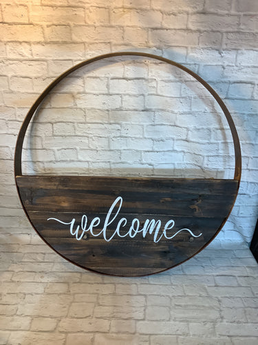 K Welcome wall wine barrel