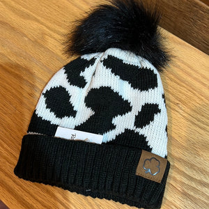 RG BW cow hat