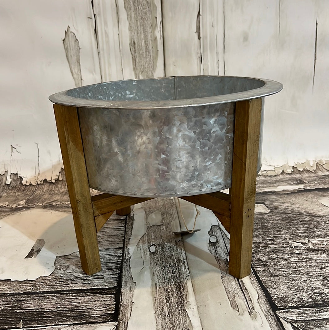 K Metal Planter with Wood Base Short